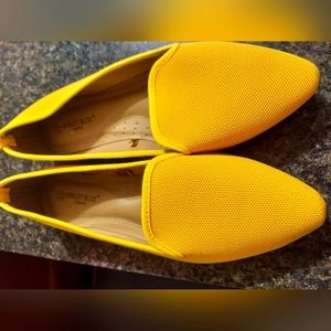 Beautiful Yellow Flats